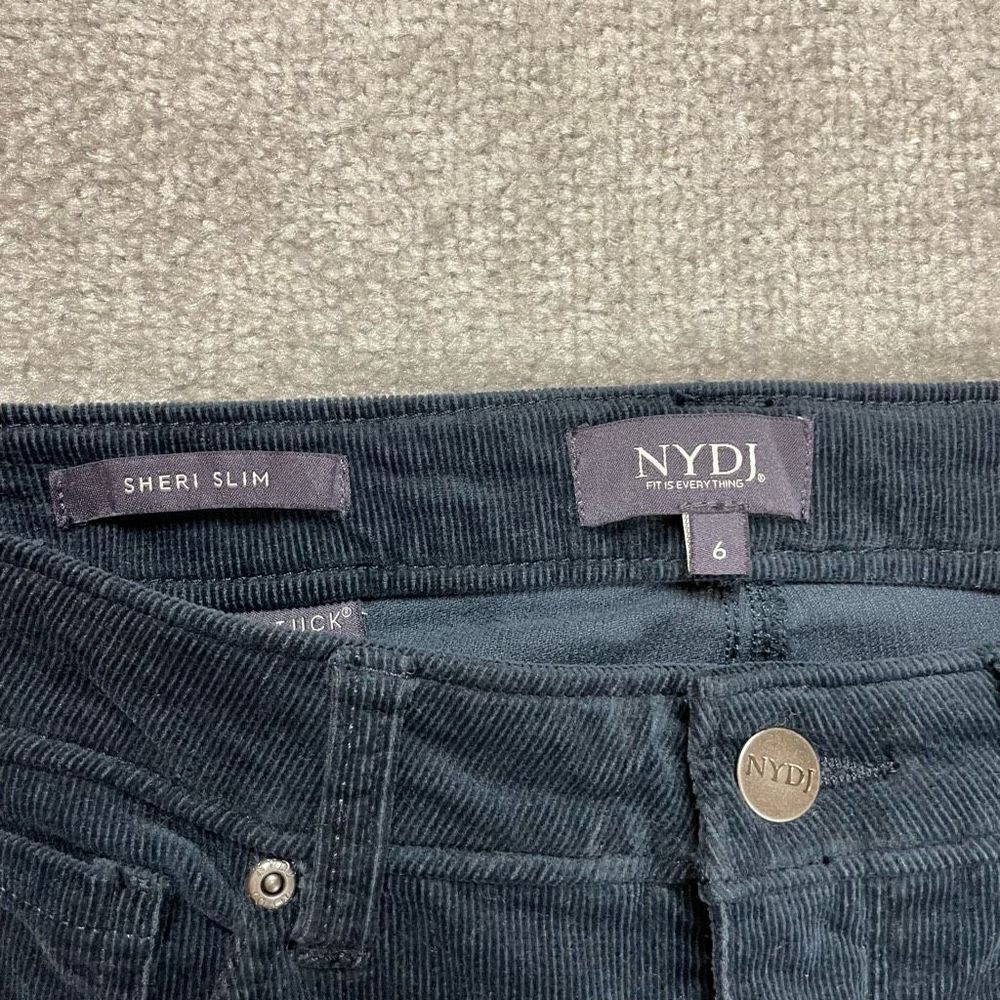 NWT NYDJ Women’s 6 Sheri Slim Corduroy stretch Lift Tuck Technology Navy New - Picture 5 of 8